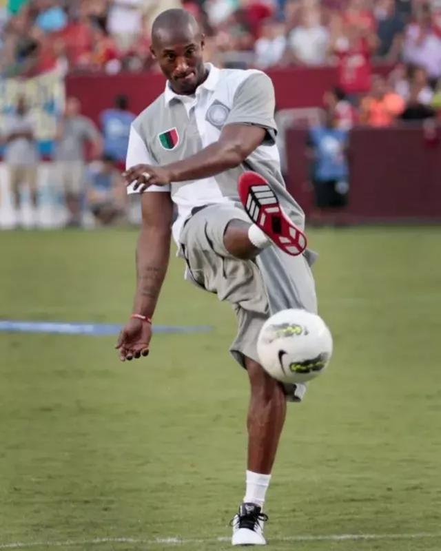 U22国足最新名单！王钰栋+蒯纪闻跳级，红牌后卫落选，冲击亚洲杯