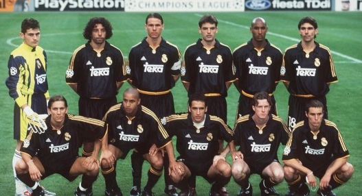 胡梅尔斯：按照目前的中卫市场，施洛特贝克有很多的机会