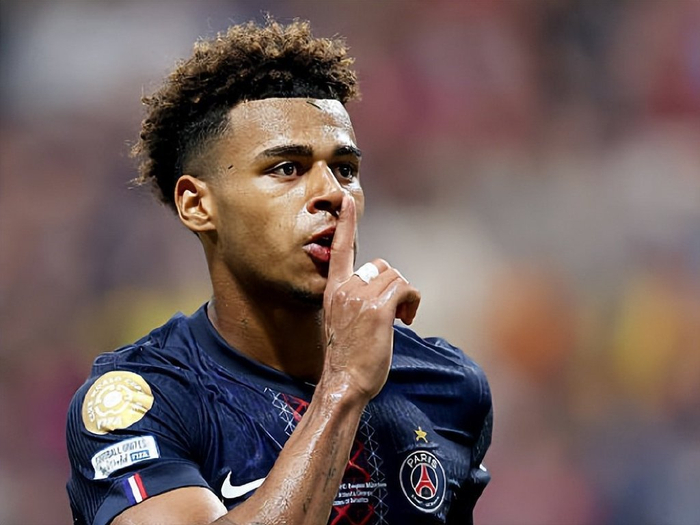 海纳：对于帕续约持乐观态度，他很出色受到追捧不足为奇