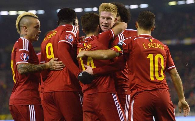 记者曝阿隆索频与瓜迪奥拉交流，拒唯尼修斯