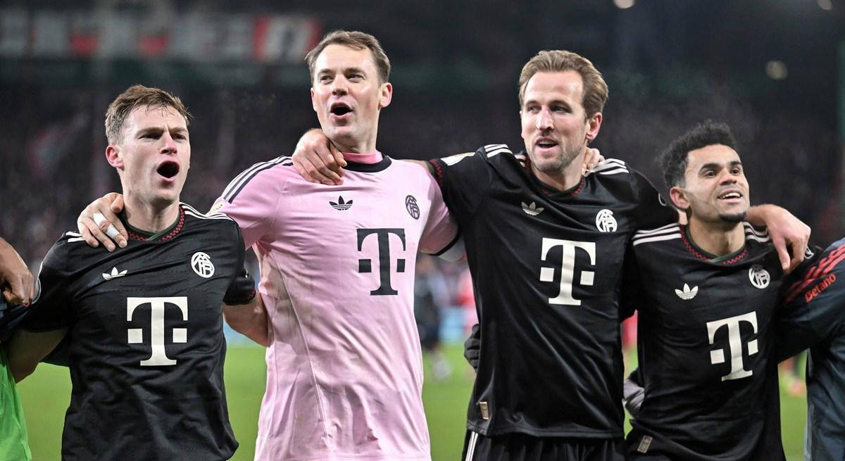 B席：上赛季的表现并不如愿，新赛季我们想提升自己争夺奖杯