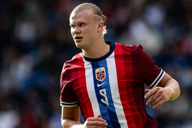 同一轮皇马和巴萨都获点球+对手罚下1人，西甲11年来首次（西甲时隔11年再现一幕：皇马与巴萨同轮获点球，各自对手均被罚下一人）